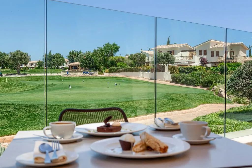 Restaurant, Aphrodite Hills Residences Superior Villas, Cyprus