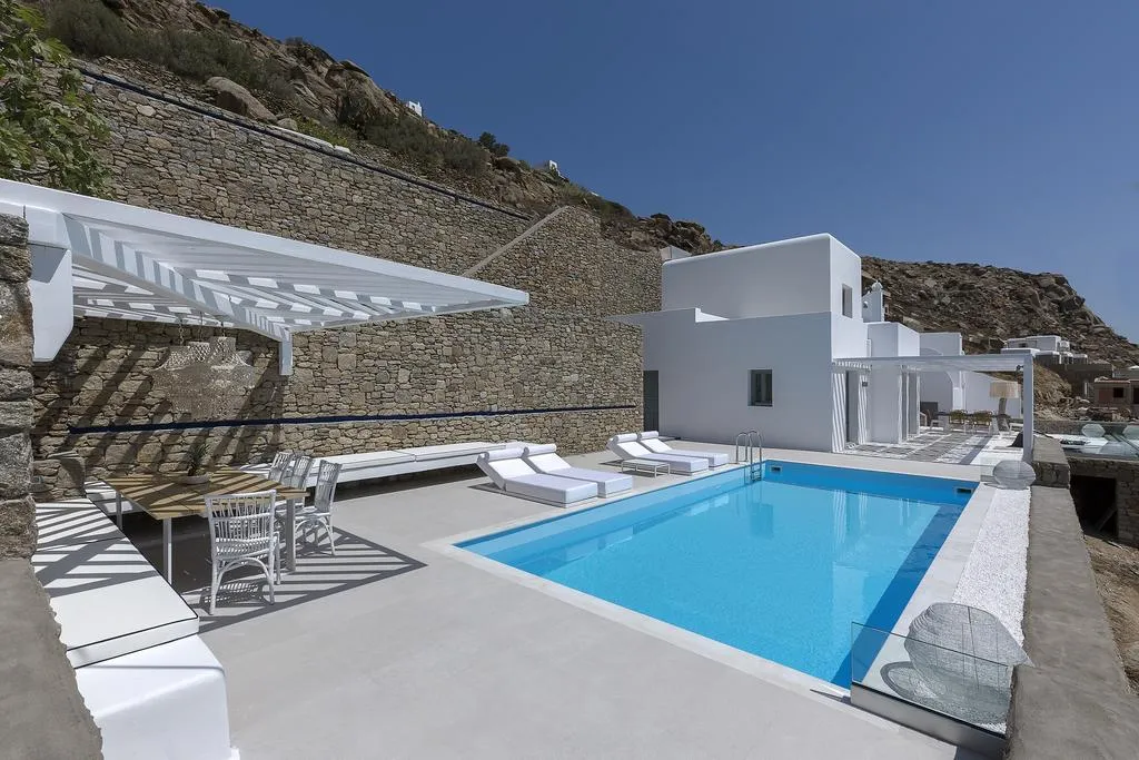 VILLA THREE BEDROOMS Room, Sea Line Villas, Mykonos