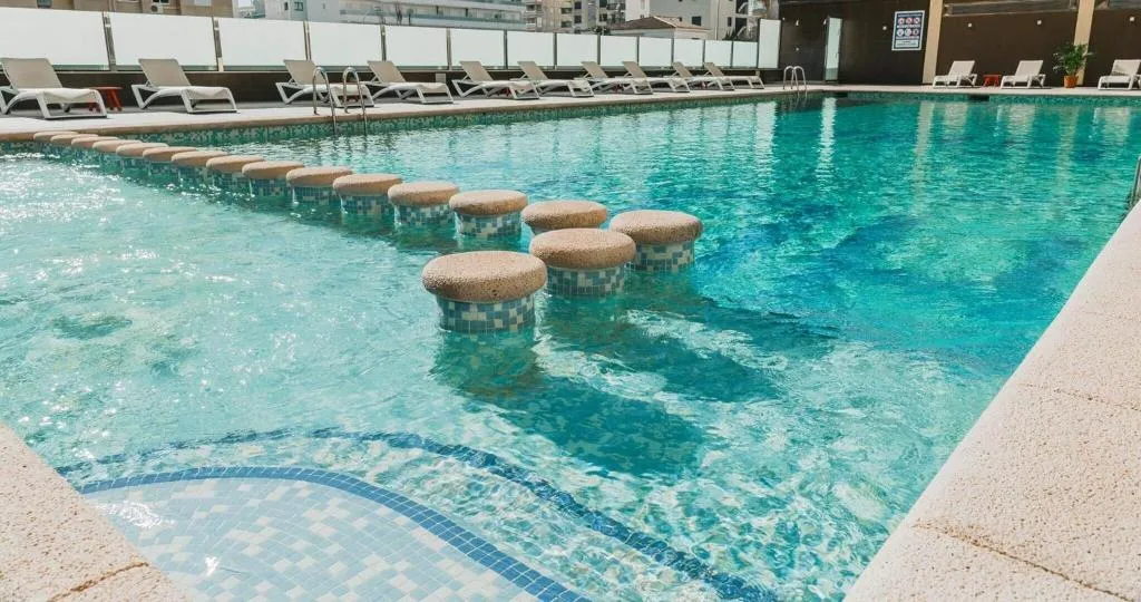 Pool, Safari, Valencia