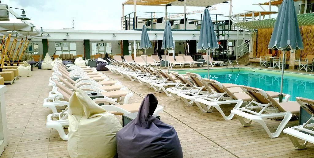 Terrace, Capsis Hotel Thessaloniki, Halkidiki