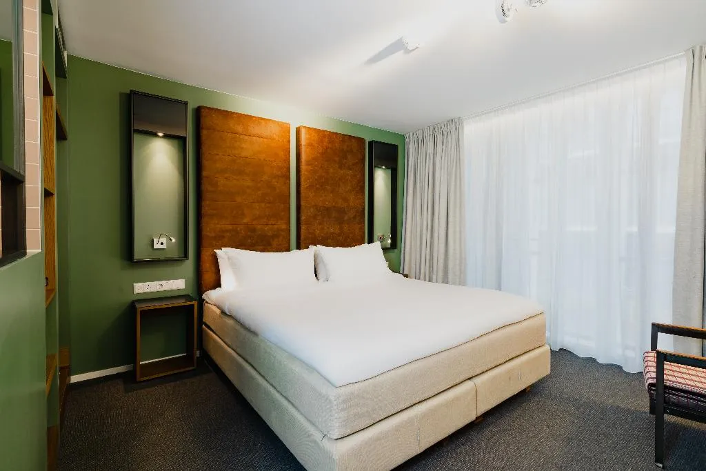 DOUBLE DELUXE Room, Hotel De Hallen, Amsterdam