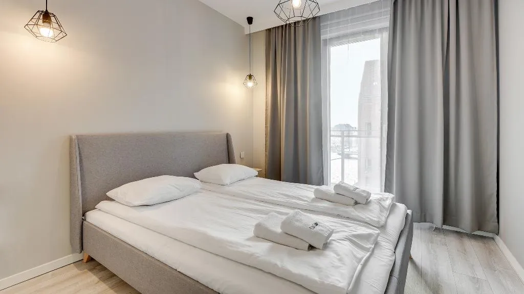APARTMENT ONE BEDROOM Room, Dom & House Apart Chmielna Park, Gdansk