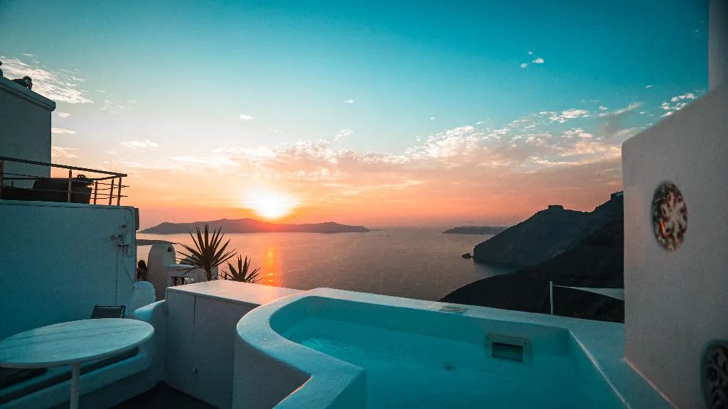 QUADRUPLE WITH JACUZZI Room, Trieris Villas & Suites, Santorini