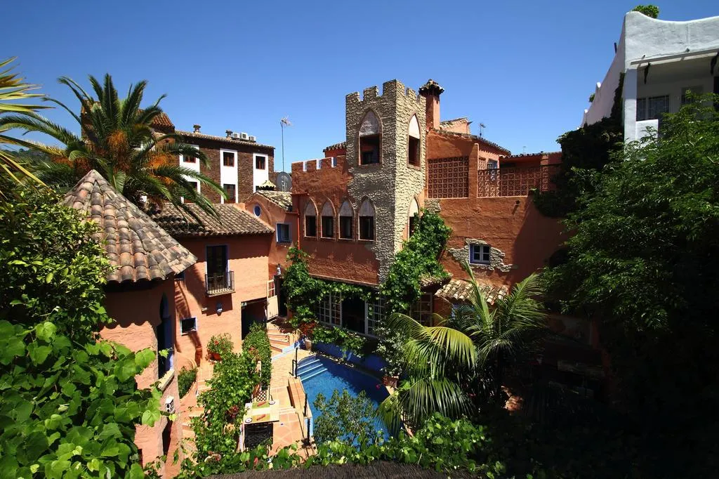 General view, Amanhavis, Costa Del Sol