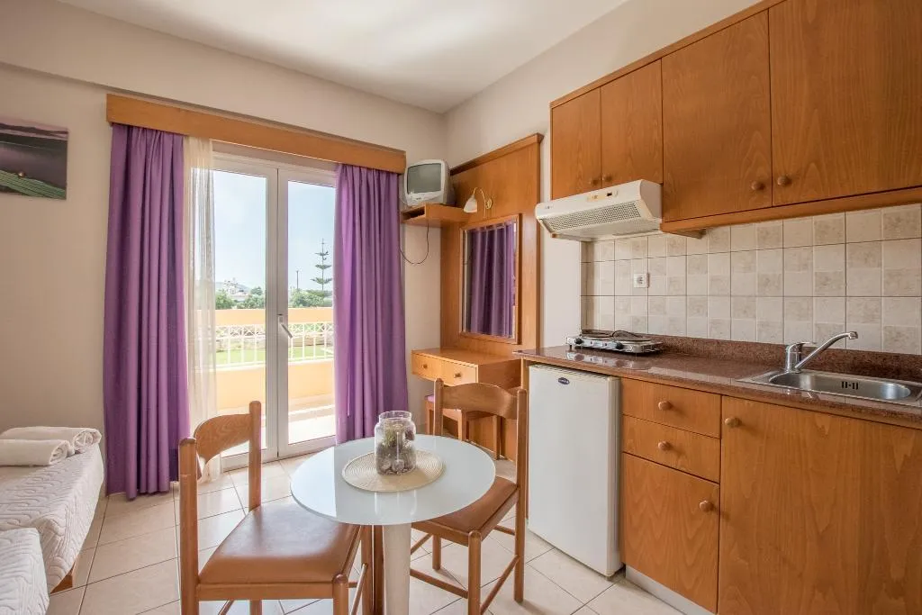STUDIO STANDARD Room, Danelis Apartments, Crete