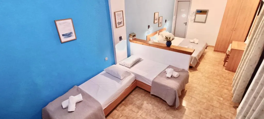 STUDIO CAPACITY 4 Room, Amalthia Studios, Skiathos
