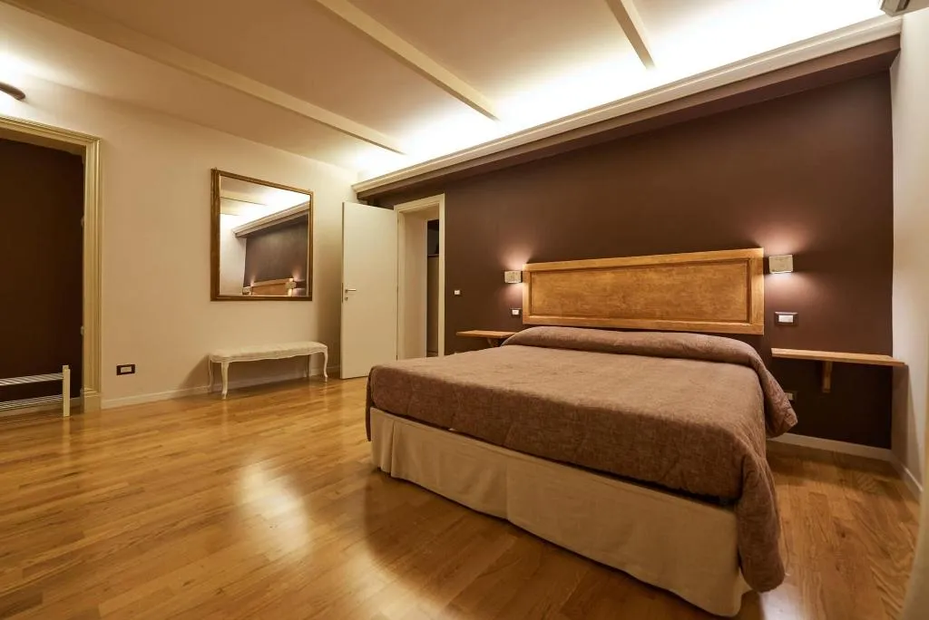 Room, B&B Le Stanze Del Duomo, Florence