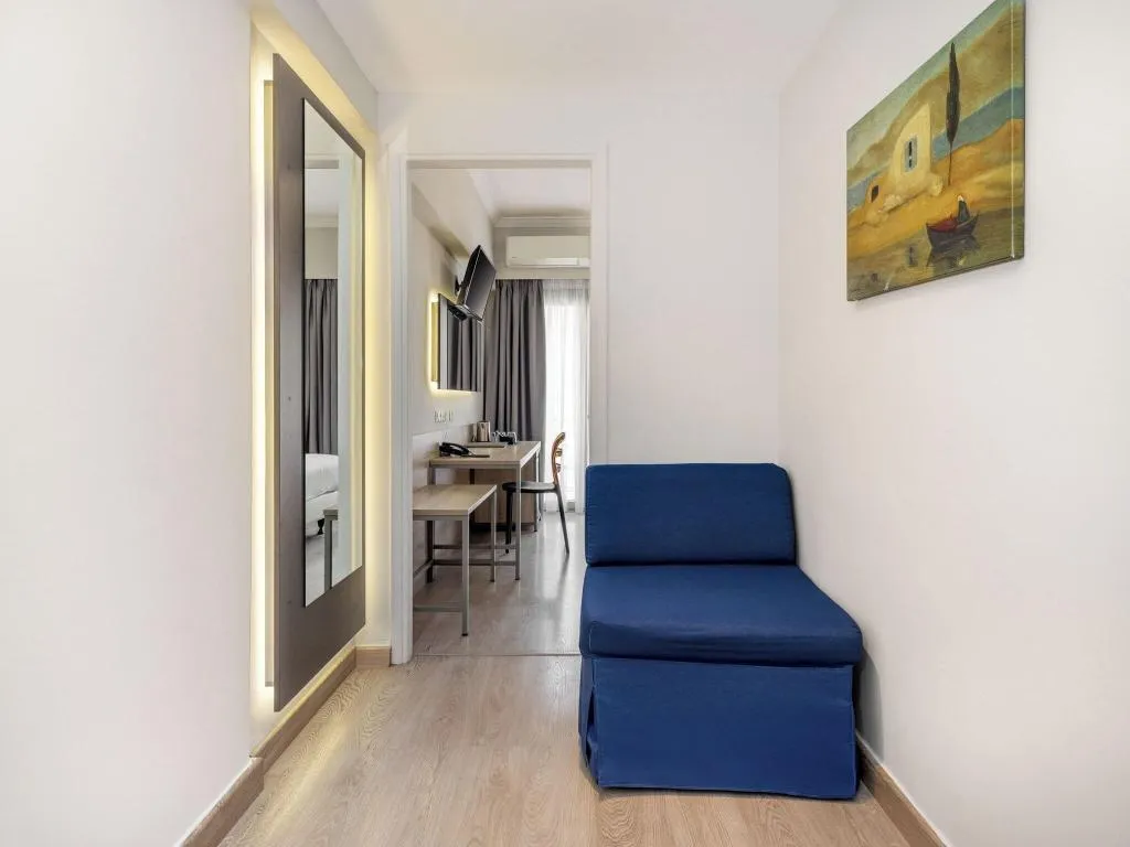 FAMILY ROOM TWO BEDROOMS Room, Pan, Athens