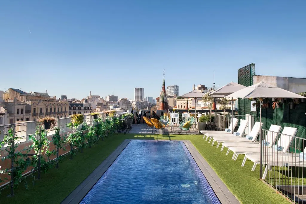 Pool, Occidental Diagonal 414, Barcelona