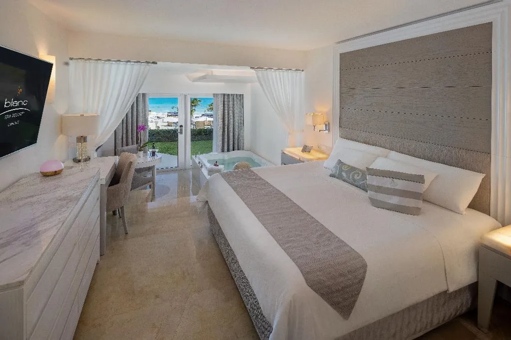 SUITE DELUXE GARDEN VIEW Room, Le Blanc Spa Resort All inclusive - Adults Only, Cancun Area