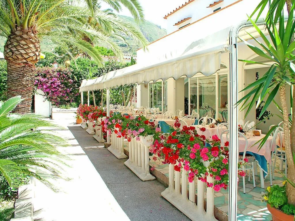Terrace, Hotel Park Calitto, Naples