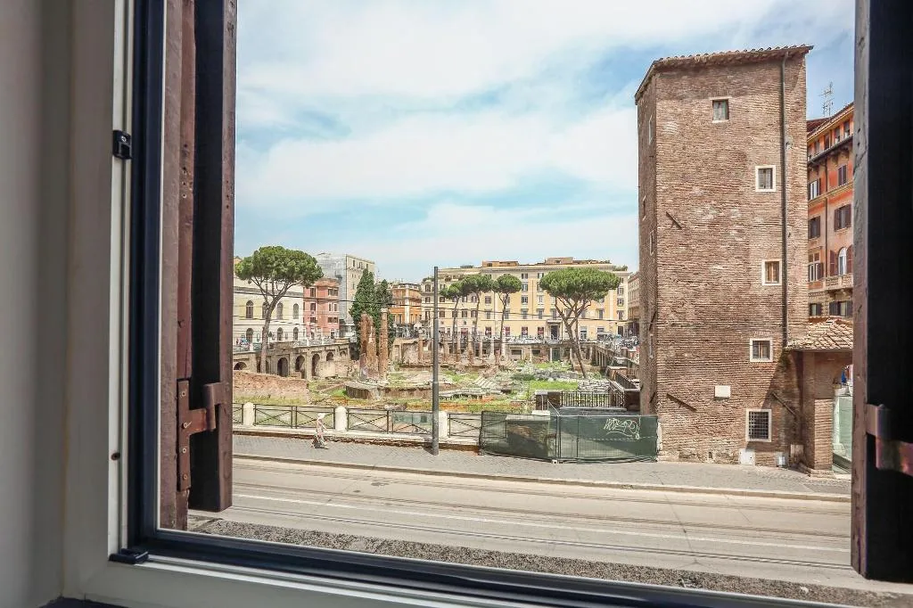 Room, History Suite, Rome