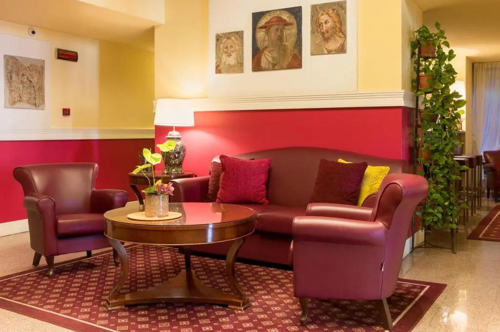 Lobby, Hotel Gran Duca Di York, Milan