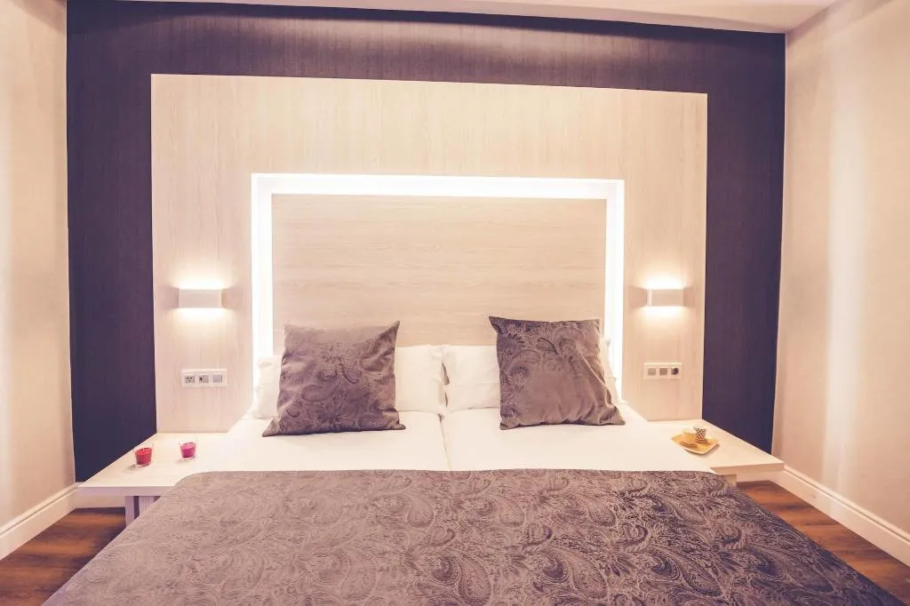 Room, Hostal Lisboa, Madrid