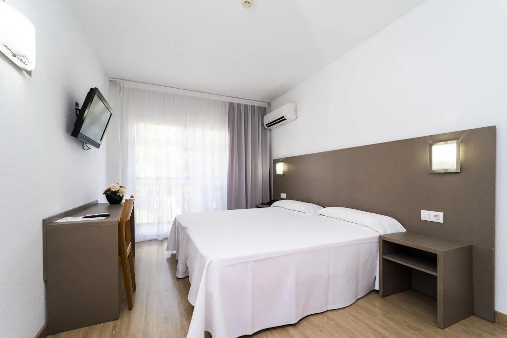 Room, Montesol Benidorm, Costa Blanca