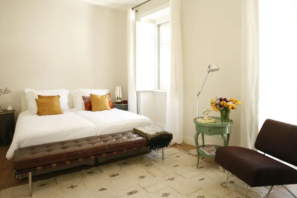 Room, Casa Das Janelas Com Vista, Lisbon