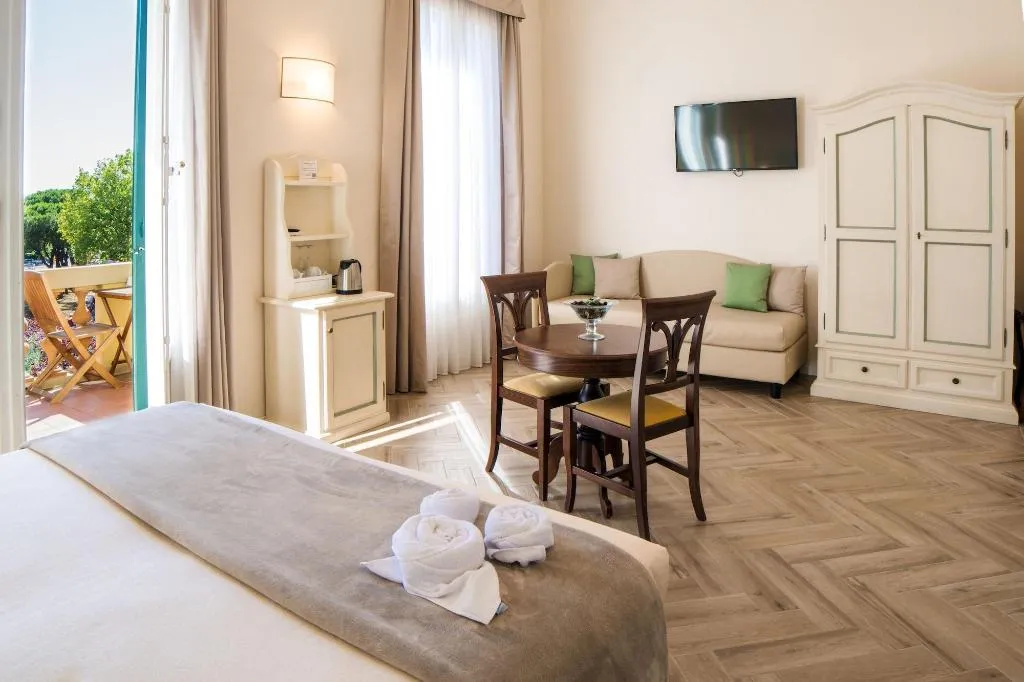 Room, Dimora Salviati, Florence