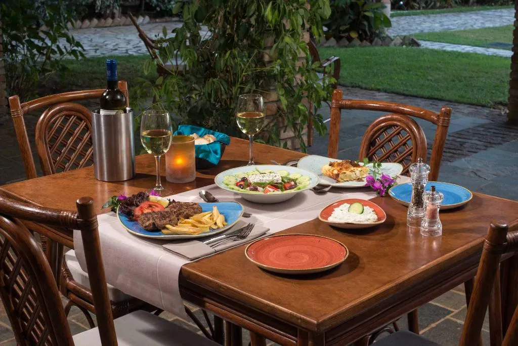 Restaurant, Chrismos Luxury Suites & Studios, Corfu
