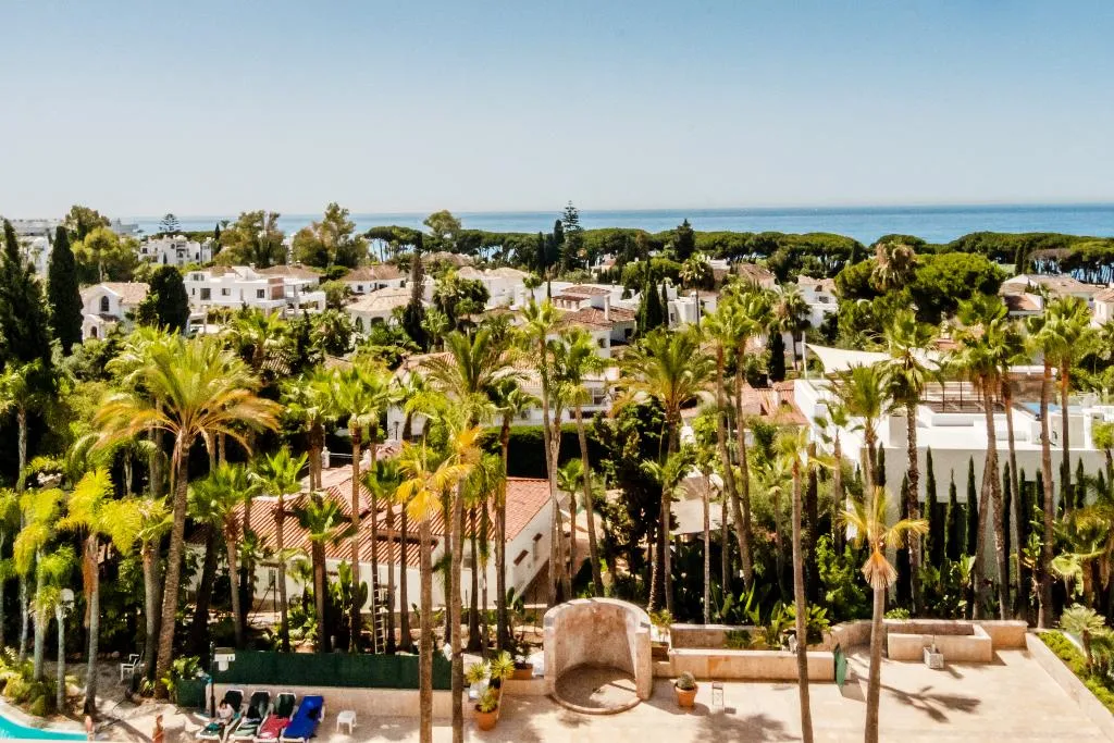 APARTMENT TWO BEDROOMS Room, Guadalpin Suites, Costa Del Sol