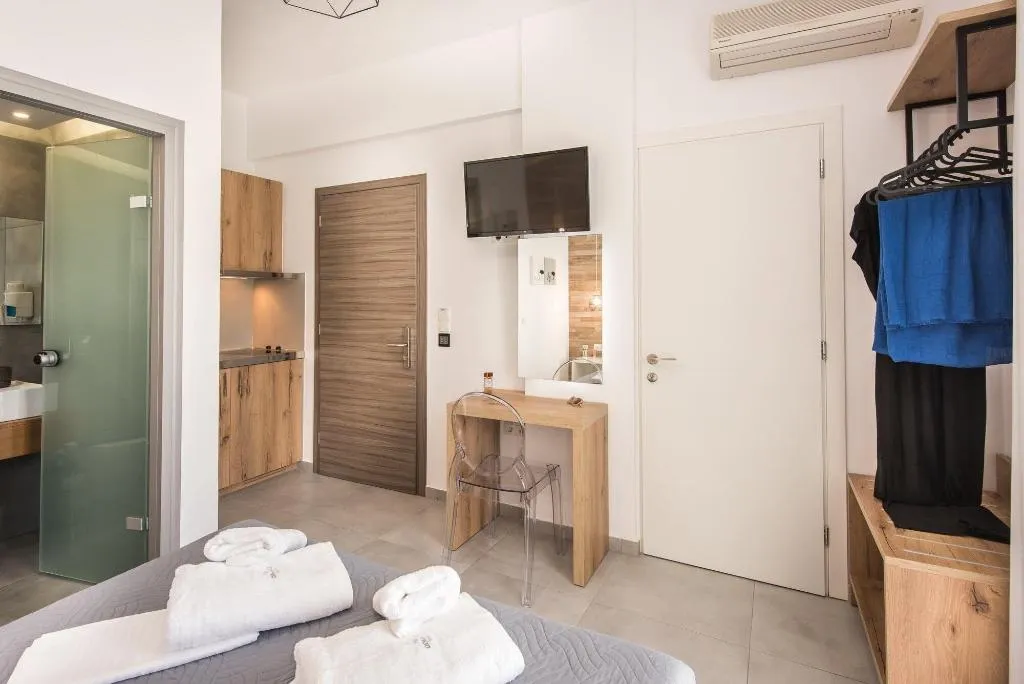 Room, Ria, Crete