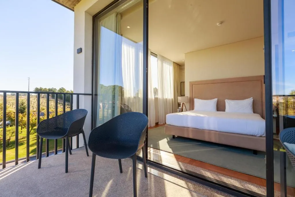 APARTMENT THREE BEDROOMS Room, Olive Nature Hotel & SPA - Quinta Valle de Passos, Porto