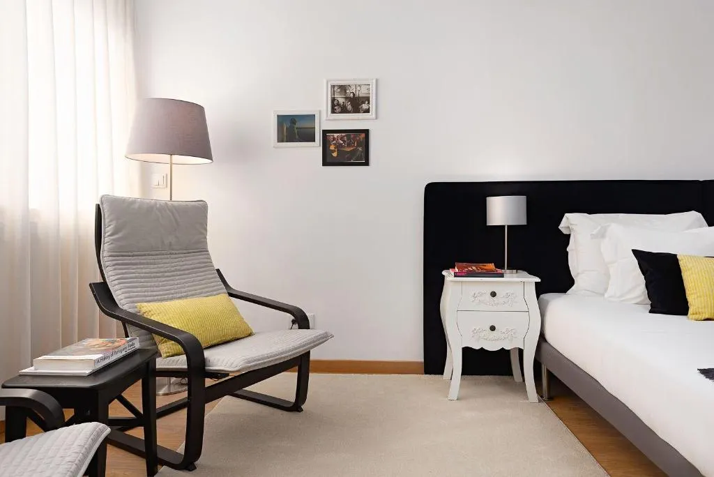 Room, Oporto Stories Apartments - Santa Catarina, 219, Porto