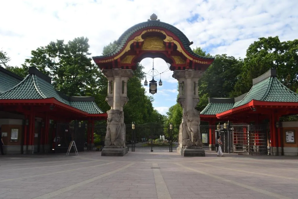 General view, Astrid, Berlin