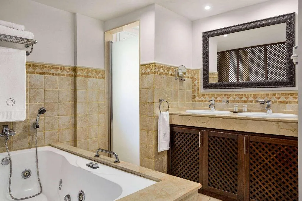 Room, Wyndham Residences Tenerife Costa Adeje, Tenerife