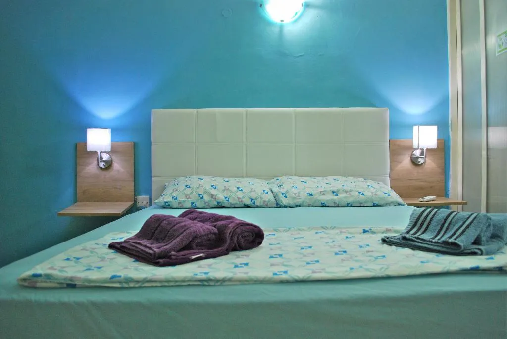 DOUBLE WITH SHARED BATHROOM Room, Tarona Guesthouse, Malta