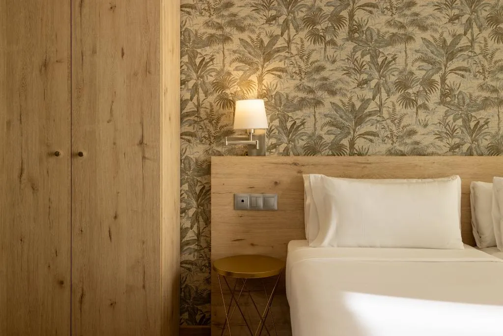 Double or Twin STANDARD Room, Avenida Gran Via, Madrid