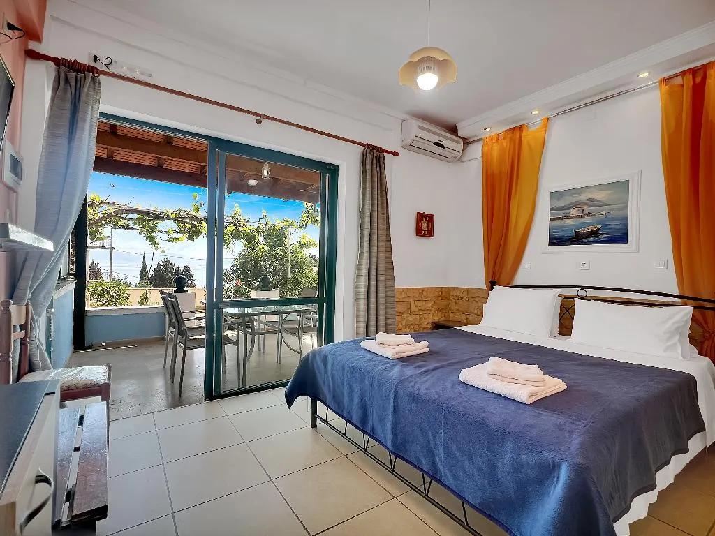 APARTMENT CAPACITY 4 Room, Andromaches Holiday apartments, Corfu