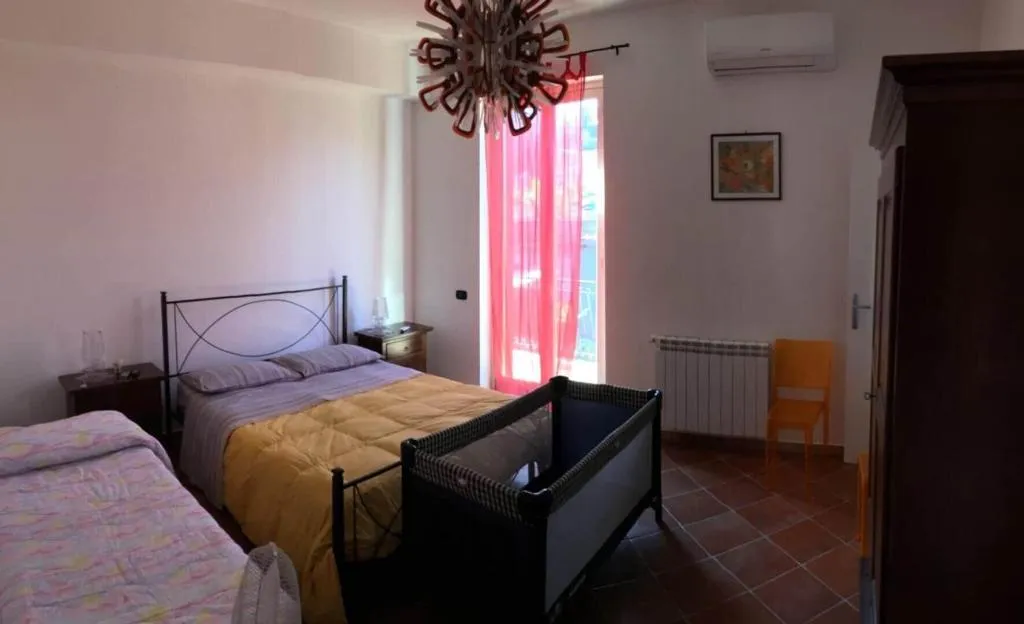 Room, B&B villa zia Febronia, Catania
