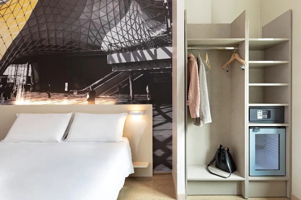 DOUBLE STANDARD Room, B&B Hotel Milano Central Station, Milan