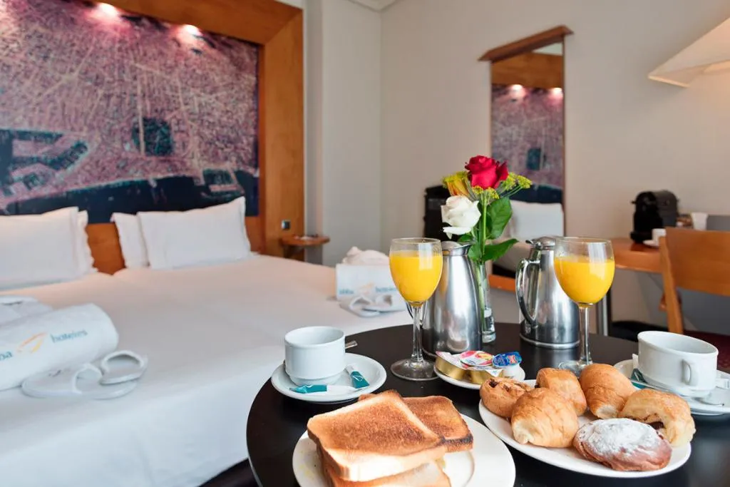 SINGLE PREMIUM Room, Abba Sants, Barcelona
