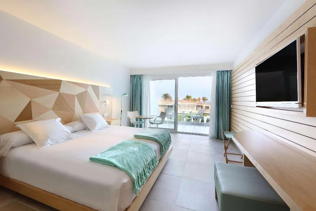 Room, Iberostar Selection Playa de Palma, Majorca