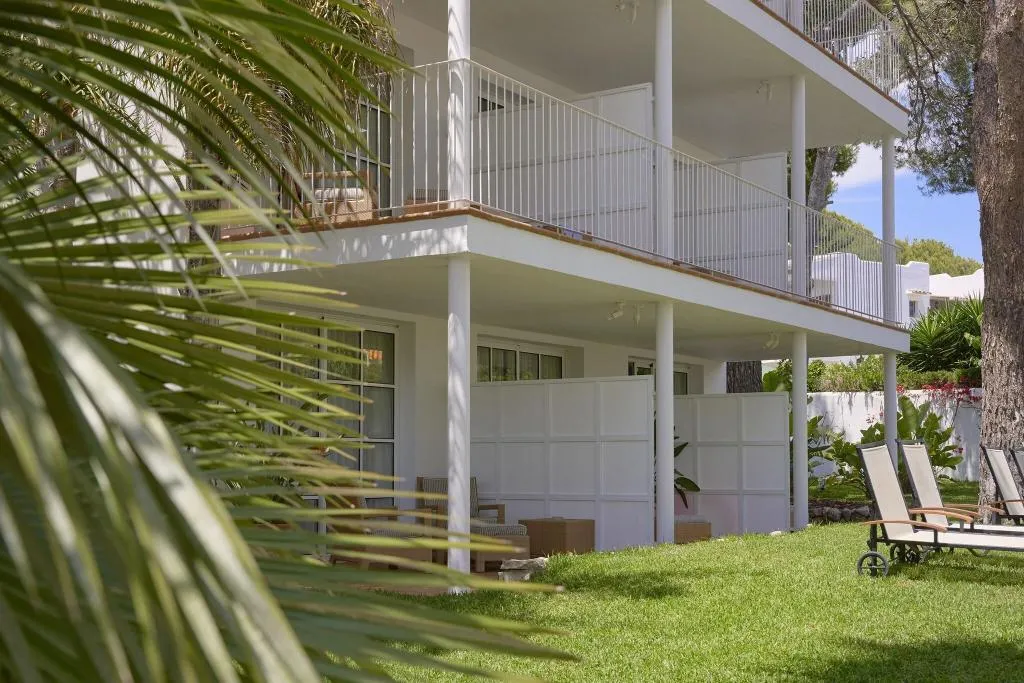 Terrace, Melia Cala d'Or Boutique Hotel, Majorca