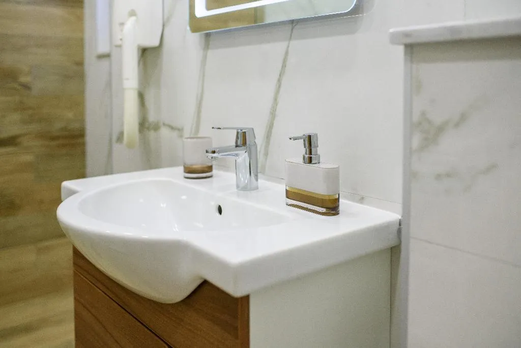 APARTMENT CAPACITY 4 TWO BEDROOMS Room, Vila Curic, Dubrovnik