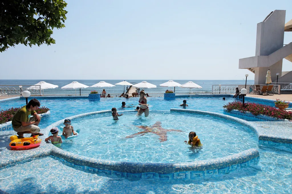 Pool, Marina, Varna