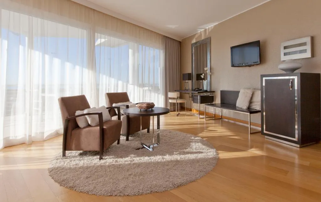 SUITE Presidential Room, Senator Banus, Costa Del Sol