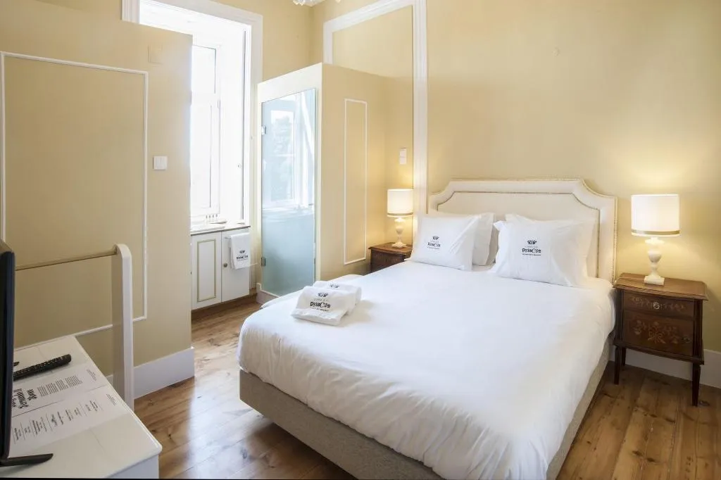 DOUBLE QUEEN SIZE BED Room, Casa do Príncipe, Lisbon