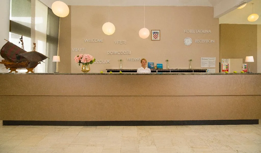 Lobby, Laguna, Split
