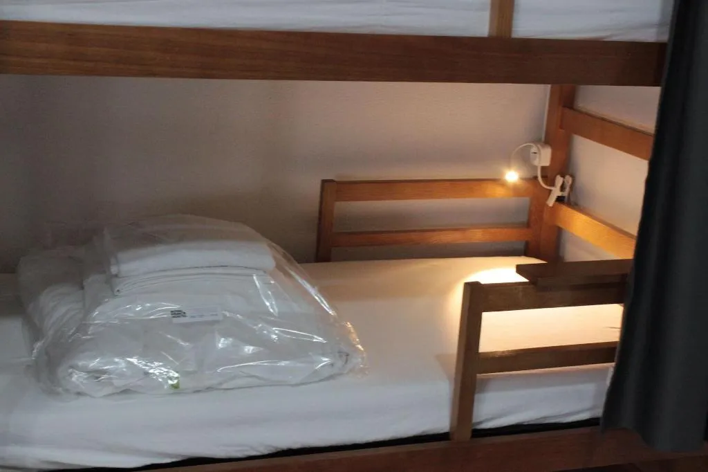 Room, Royal Prince Hostel, Lisbon