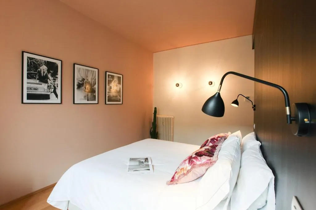 Room, Cà Bèla - Vitruvio, Milan