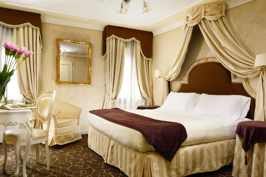 DOUBLE SUPERIOR Room, Maison Venezia | UNA Esperienze, Venice