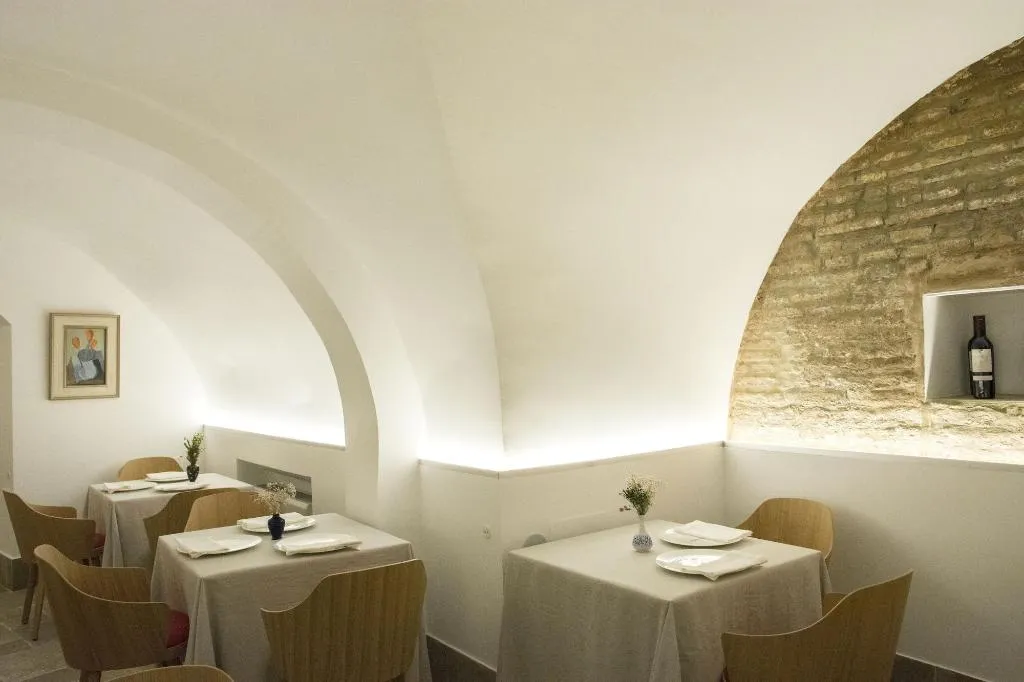 Restaurant, Hotel Oleum Parking Gratuito Reserva Previa, Andalucia