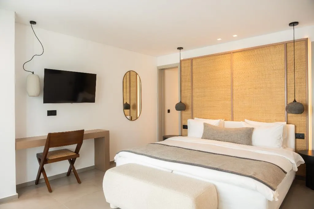 SUITE SEA VIEW WITH PRIVATE POOL Room, Grace Mykonos, Mykonos
