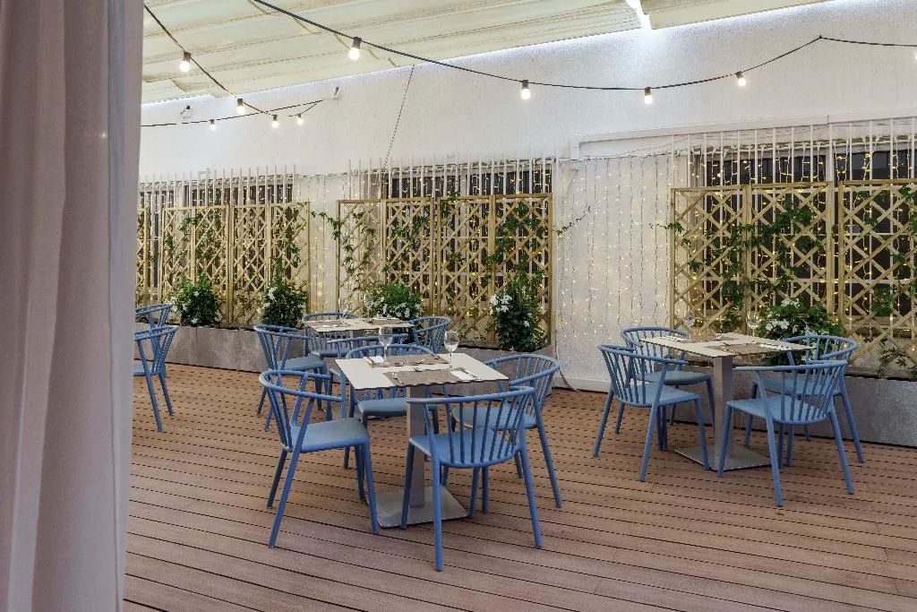 Restaurant, Hotel Costa Malaga by Pierre & Vacances, Costa Del Sol