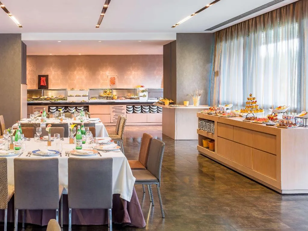 Restaurant, H10 Roma Citta, Rome