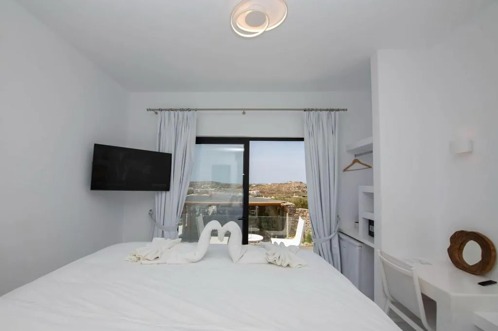 Room, Bianco A Nero, Mykonos