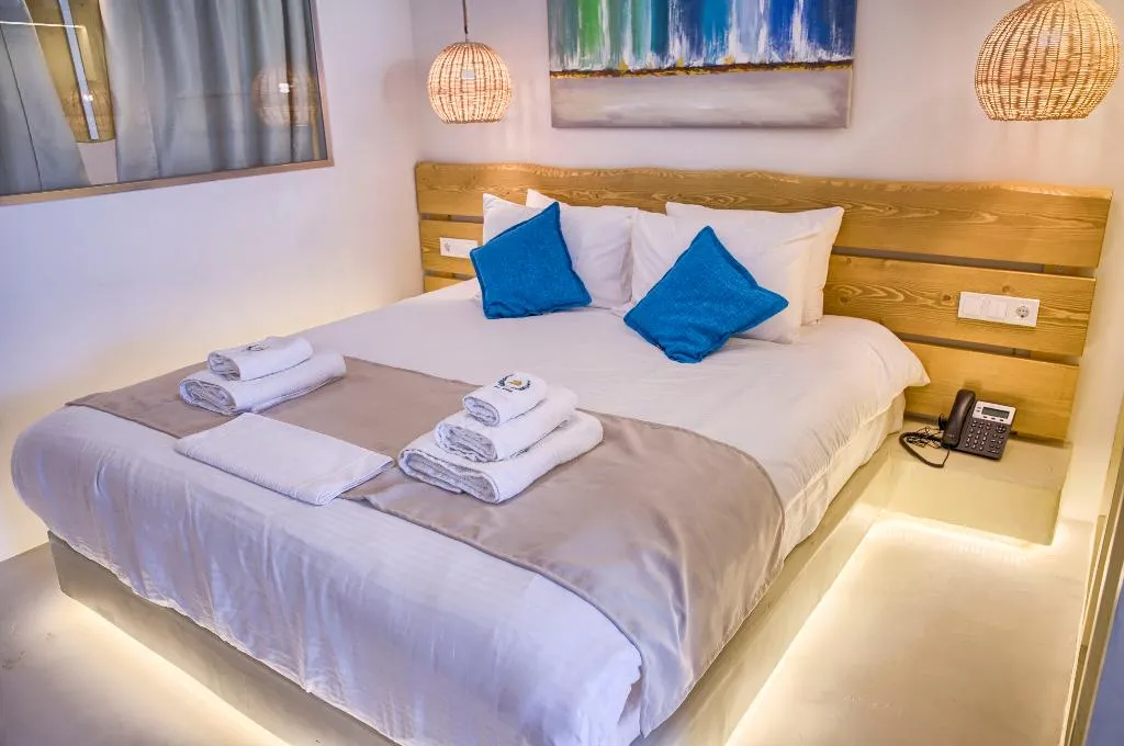 JUNIOR SUITE WITH PRIVATE POOL Room, Alia suites & Alia beachfront suites and spa, Rhodes